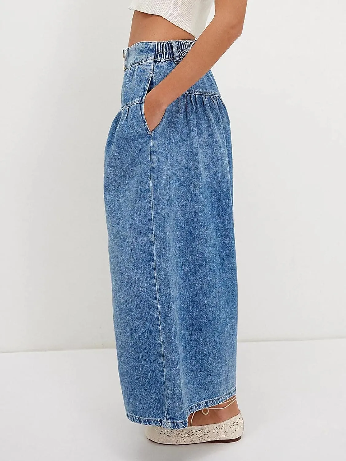 CHARTOU Women Flare Wide Leg Jeans Baggy Cropped Mid Rise Jeans Pleated Ruffle Denim Pants with Pockets