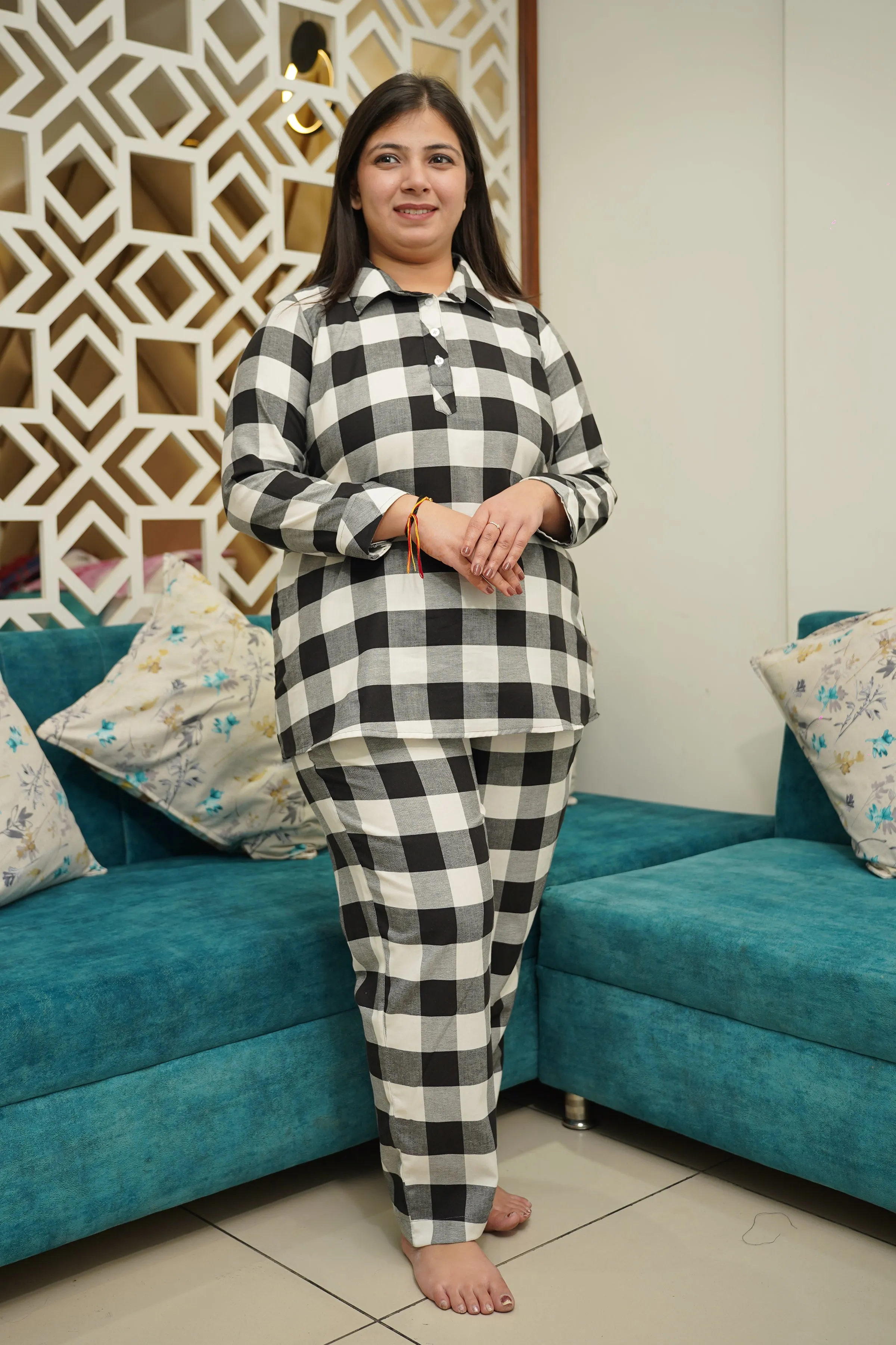 Classic Plaid Woollen Night Suit
