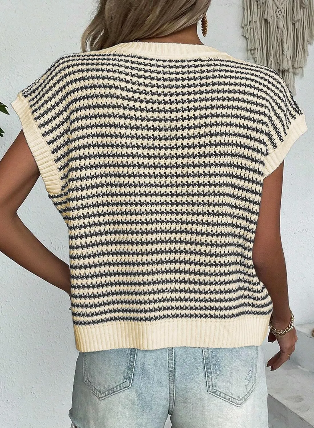 EVALESS Women's Sweater Vest Striped Pullover Tank Top Round Neck Cap Sleeve Lightweight 2025 Summer Casual Clothes
