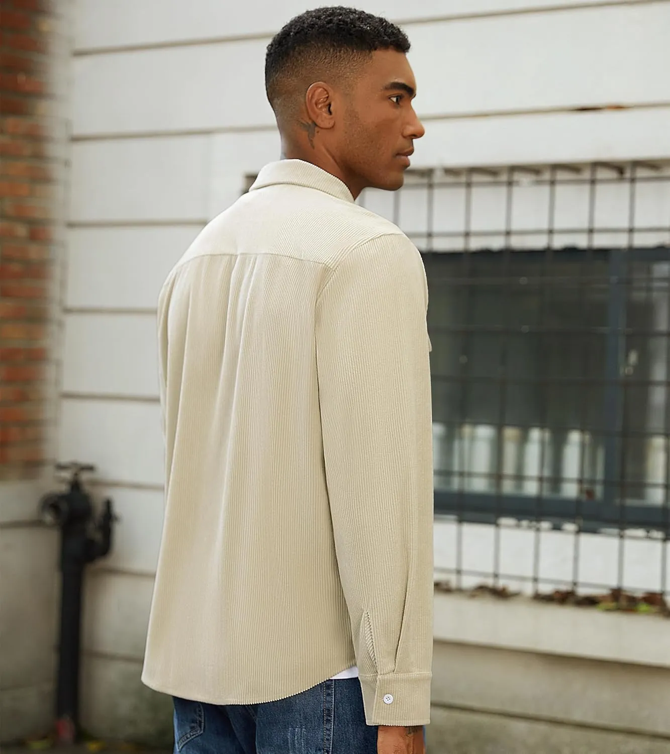 Mens Corduroy Jacket Shirts Long Sleeve Button Down Shacket Jacket with Flap Pockets
